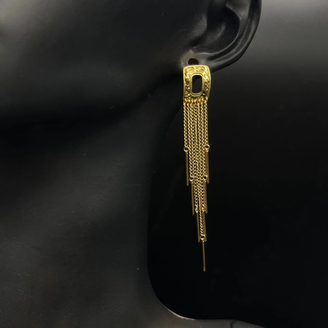 A播 5.42g 足金999 耳饰e