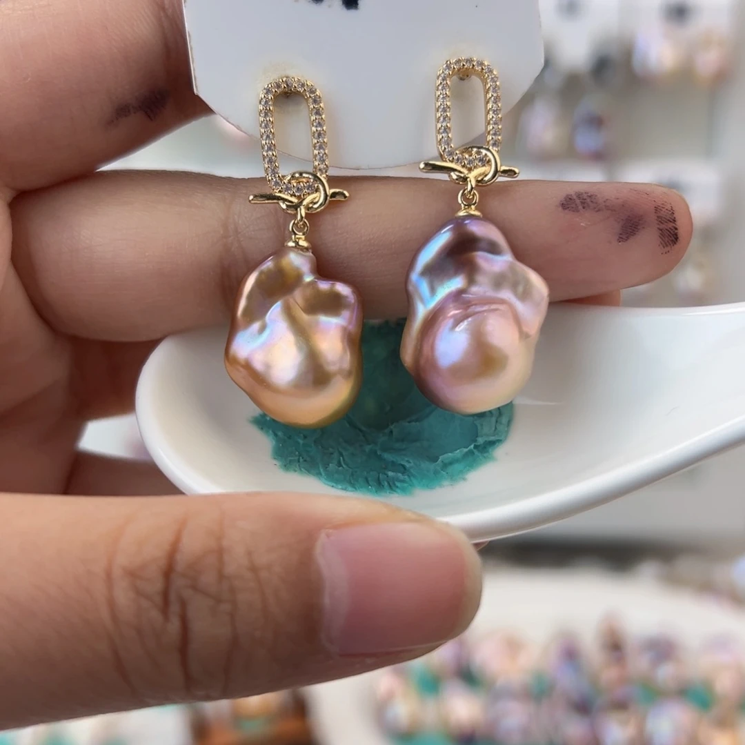 淡水珍珠耳饰未镶嵌