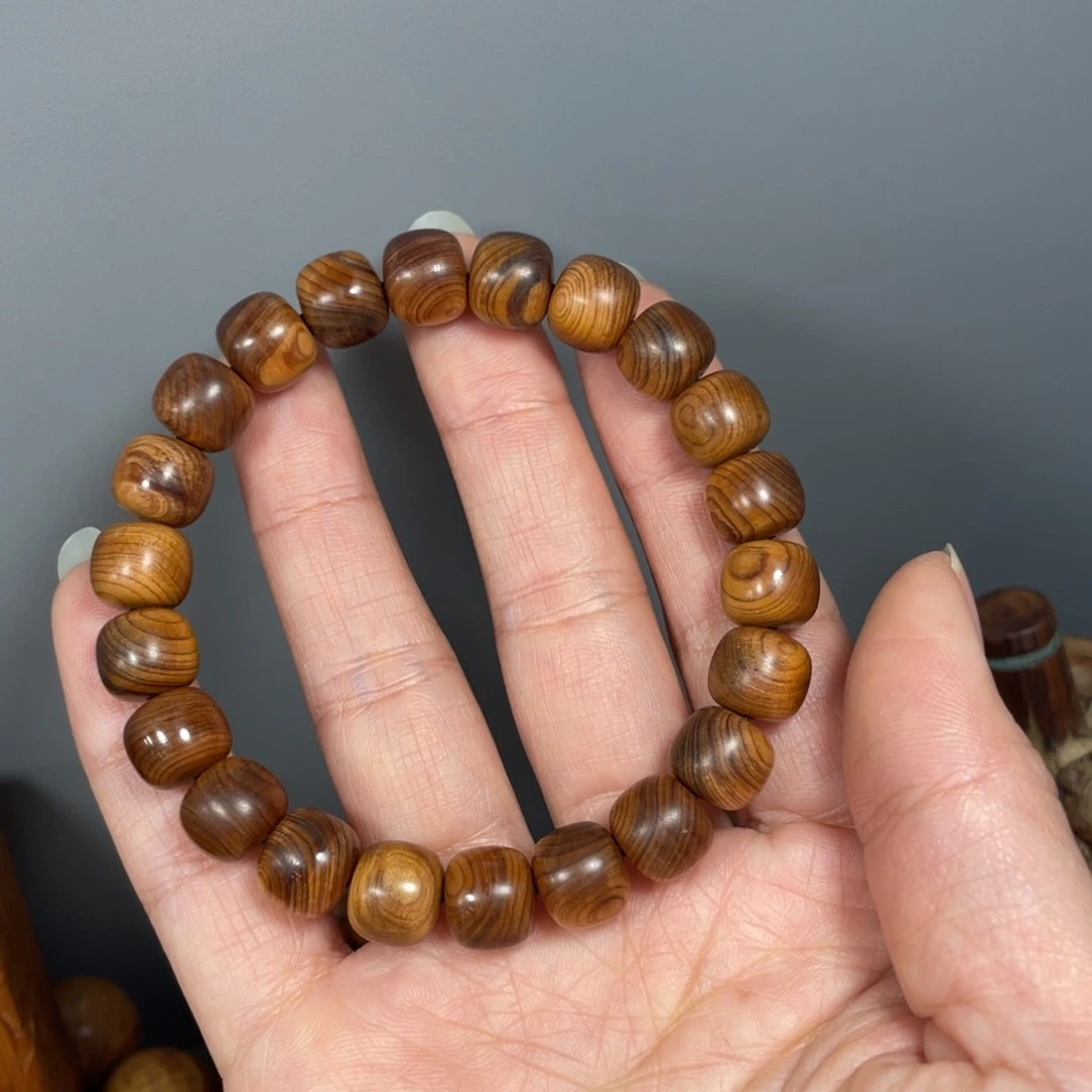 太行崖柏黑油1.0手串