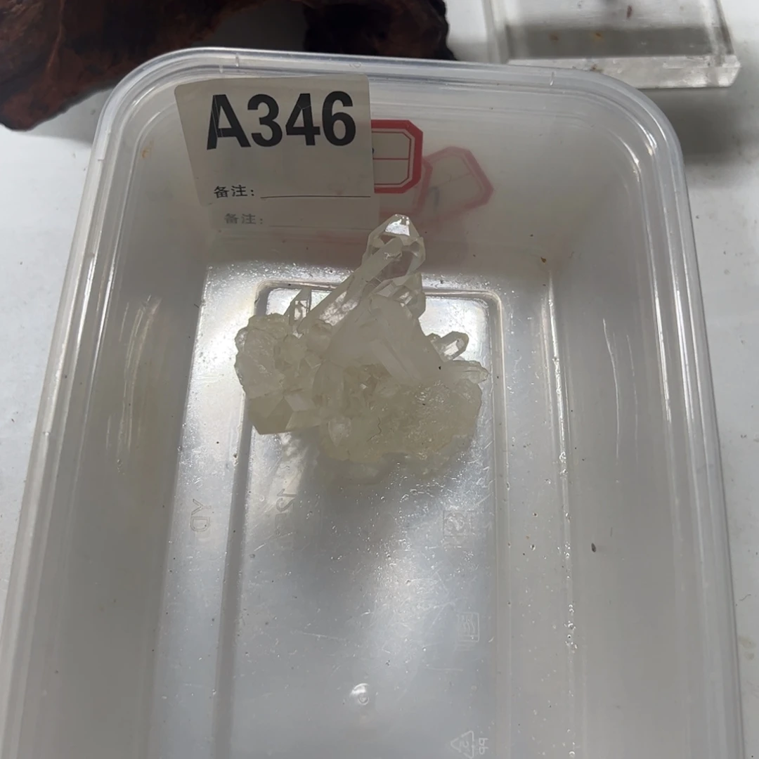 夏***用珠宝半成品水晶未镶嵌