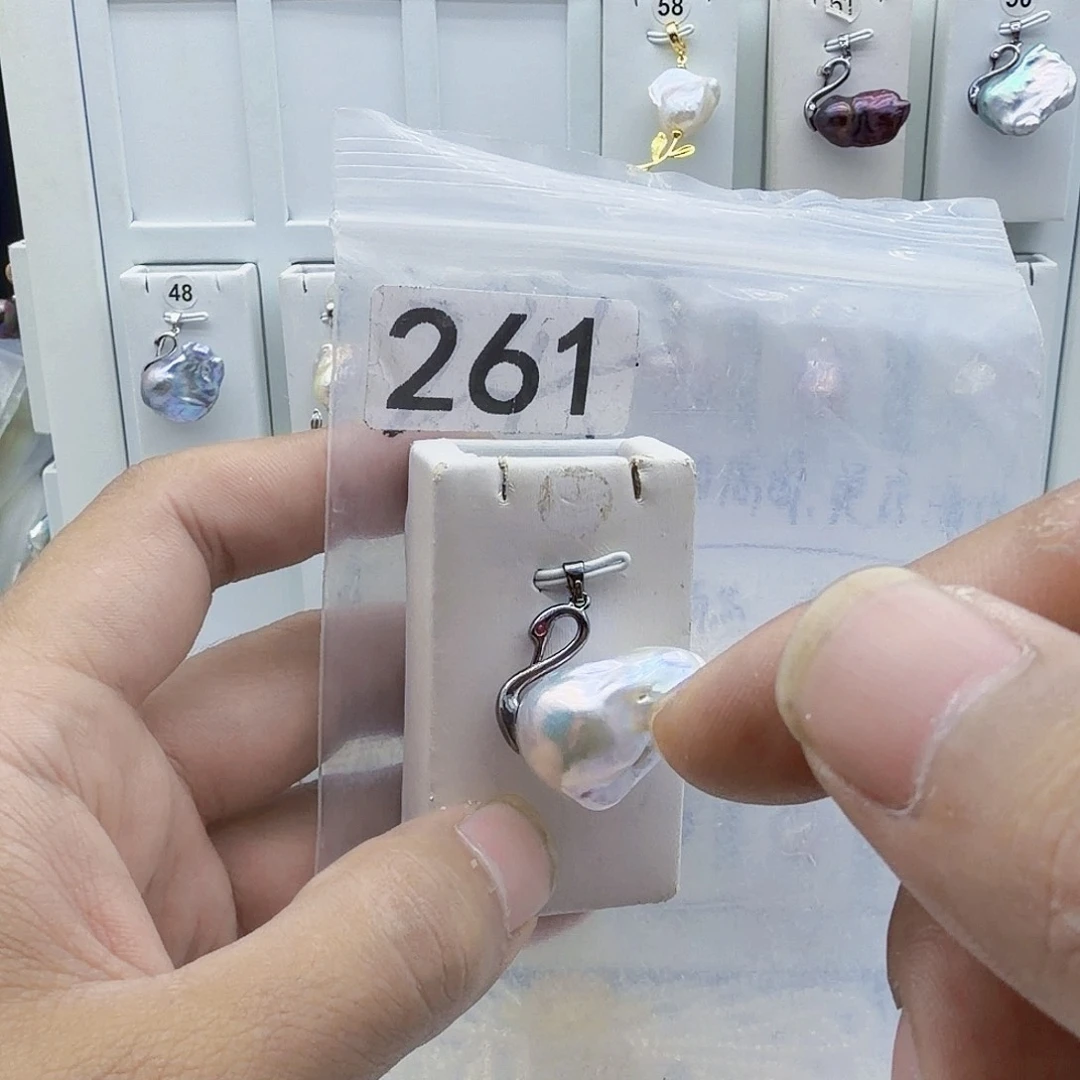 合金淡水珍珠颈饰