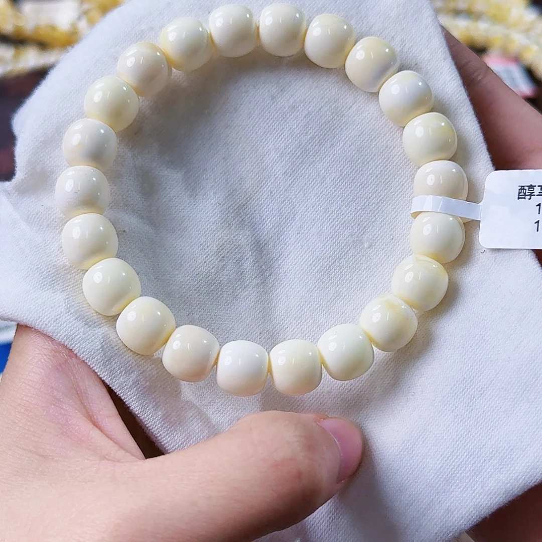 琥珀未镶嵌裸石10mm奶瓷白浓蜡顺色少纹