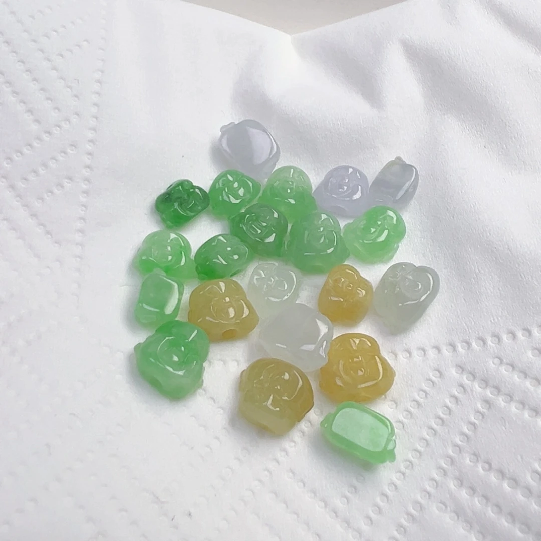 翡翠散珠佛头一颗