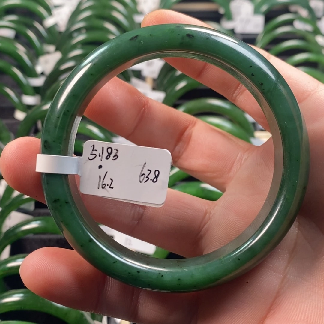 和田玉（碧玉）未镶嵌手镯微瑕宽版63