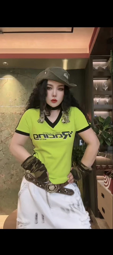 新款定制v领高弹力T恤