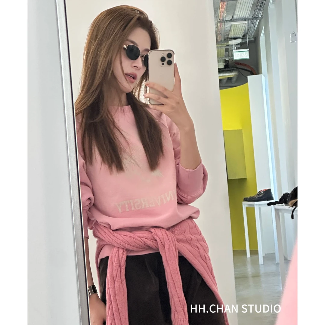 HH.CHAN“粉皮猪”100%棉炒盐砂洗粉色圆领休闲卫衣HH52H37469