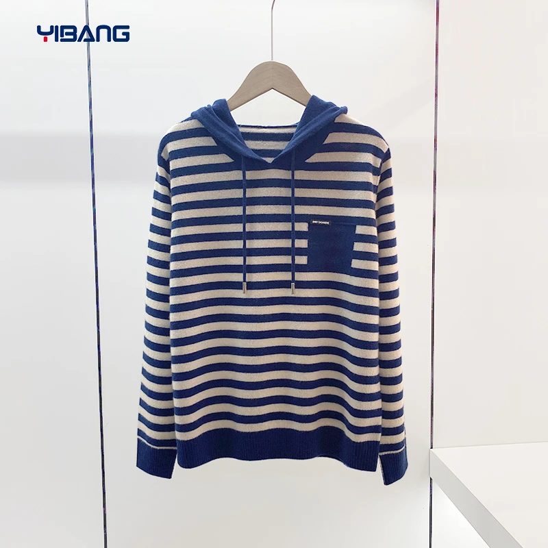 谊邦『康赛妮小山羊绒』秋季撞色条纹帽衫洋气休闲衣服女士连帽上衣