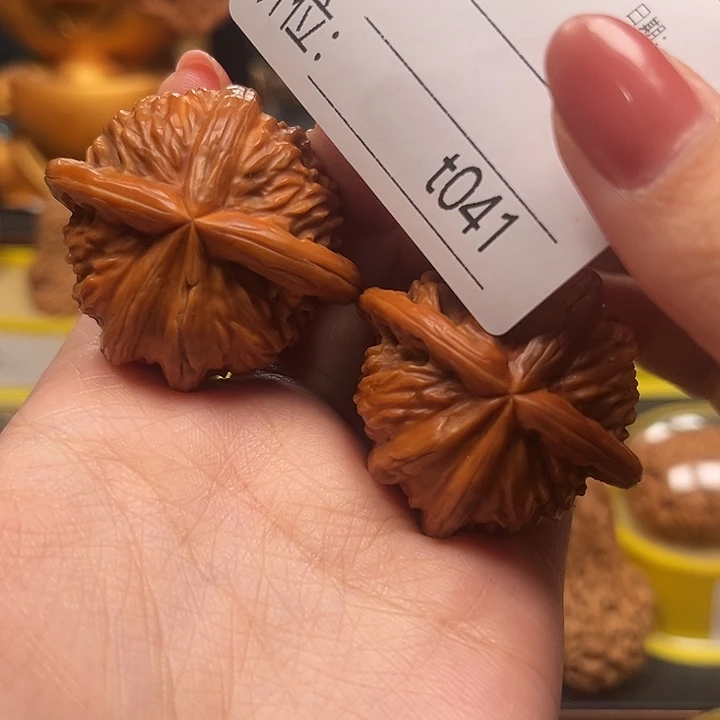 小***子桃核吊坠五星上将