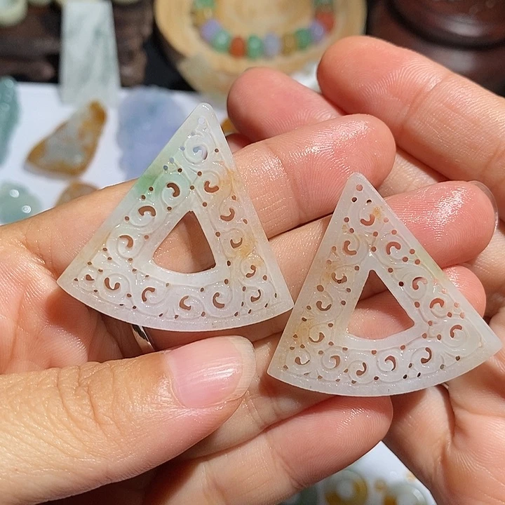 定制翡翠未镶嵌花片