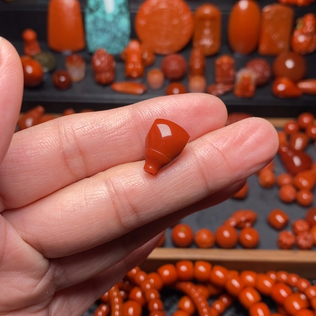 南红玛瑙配饰精工未镶嵌研*僧