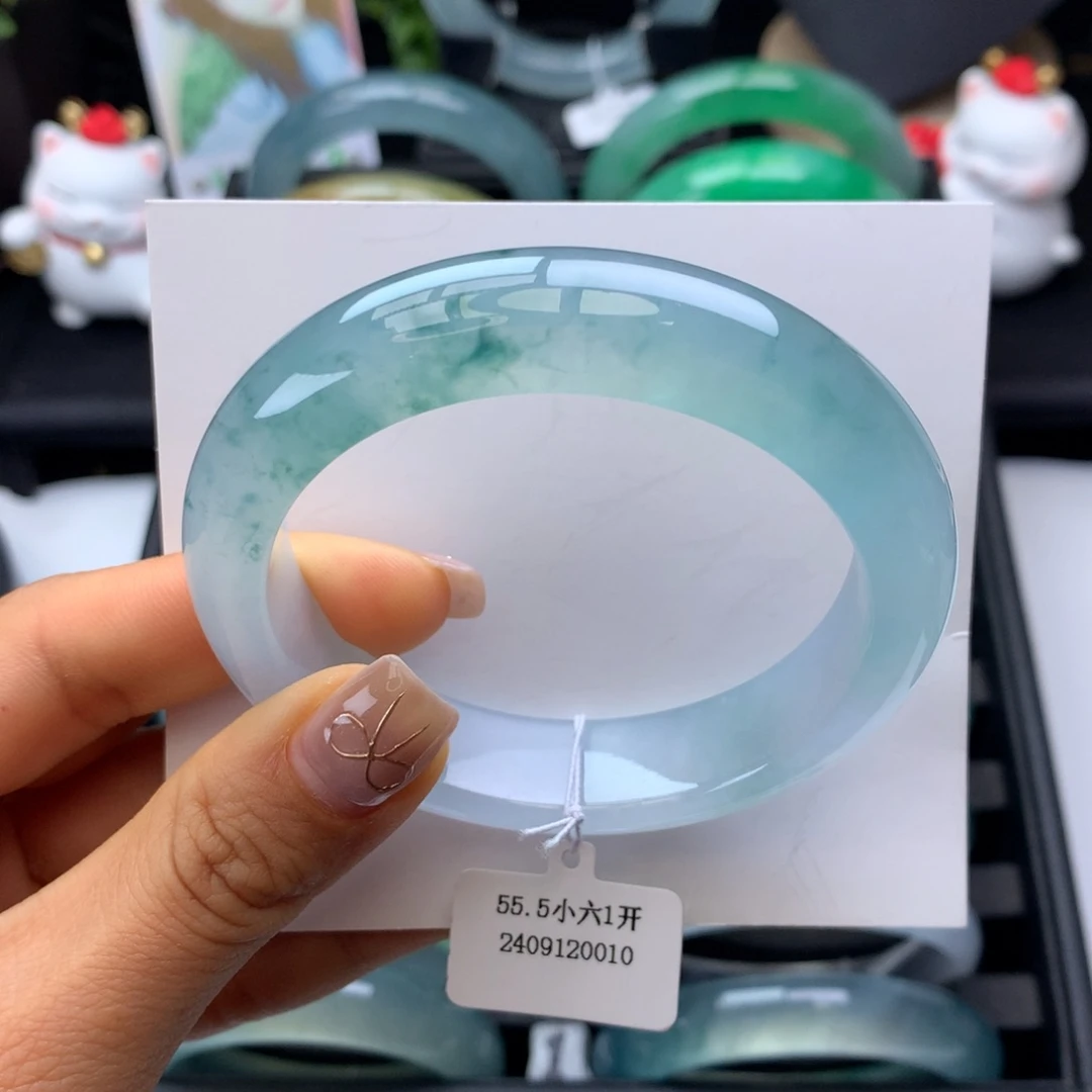 翡翠手镯未镶嵌56冰飘花正圈