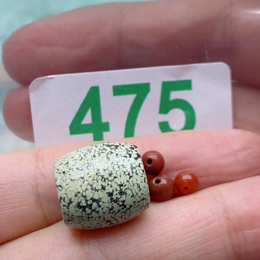 未镶嵌南红玛瑙珠宝奇石