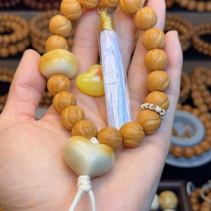 天***牛核桃全品猴头核桃卷卷酥13➕爱心熊头兔子流苏