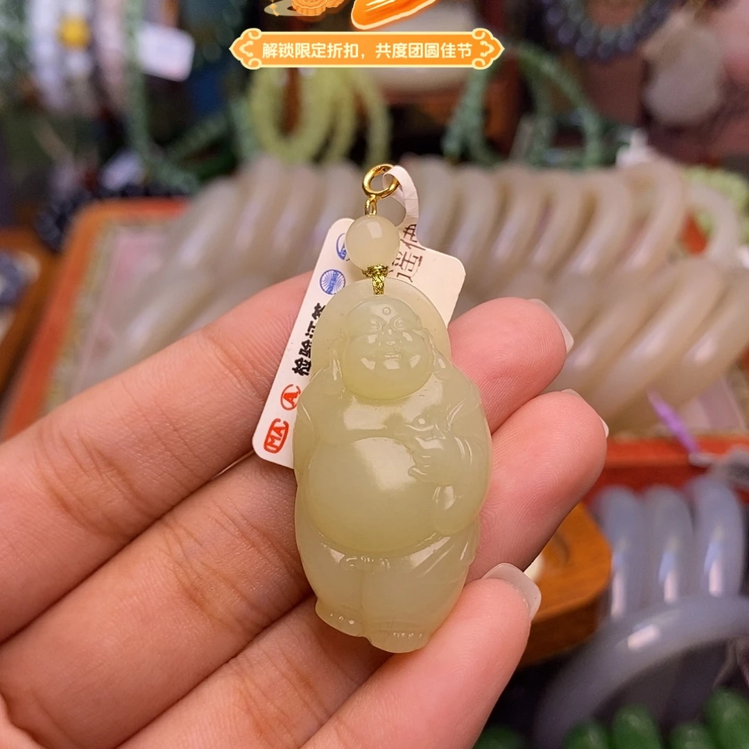 依***花未镶嵌手镯和田玉老矿料黄口脂膏料站佛