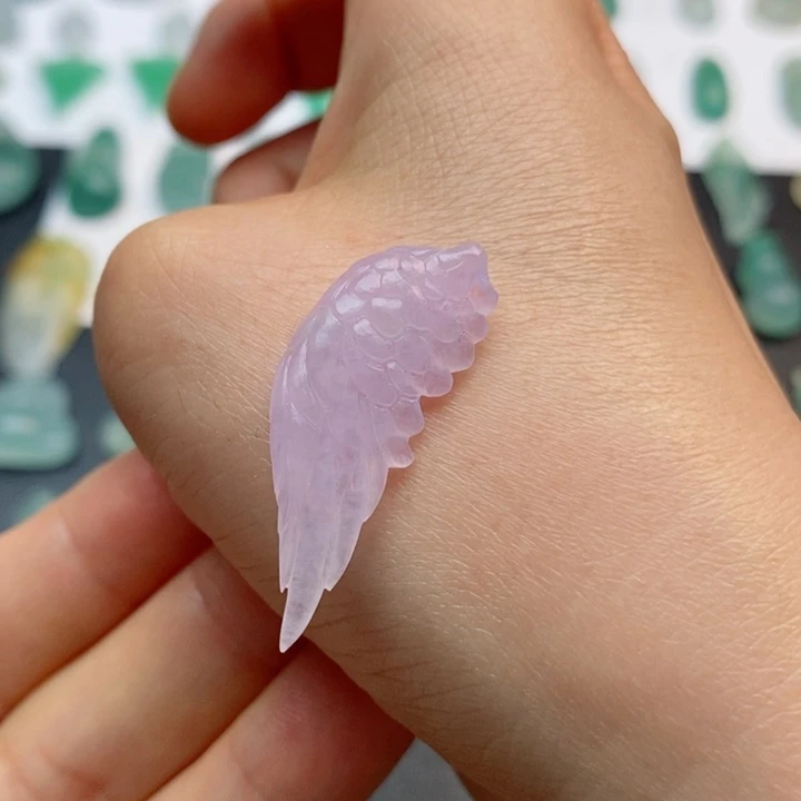 定制翡翠未镶嵌翅膀