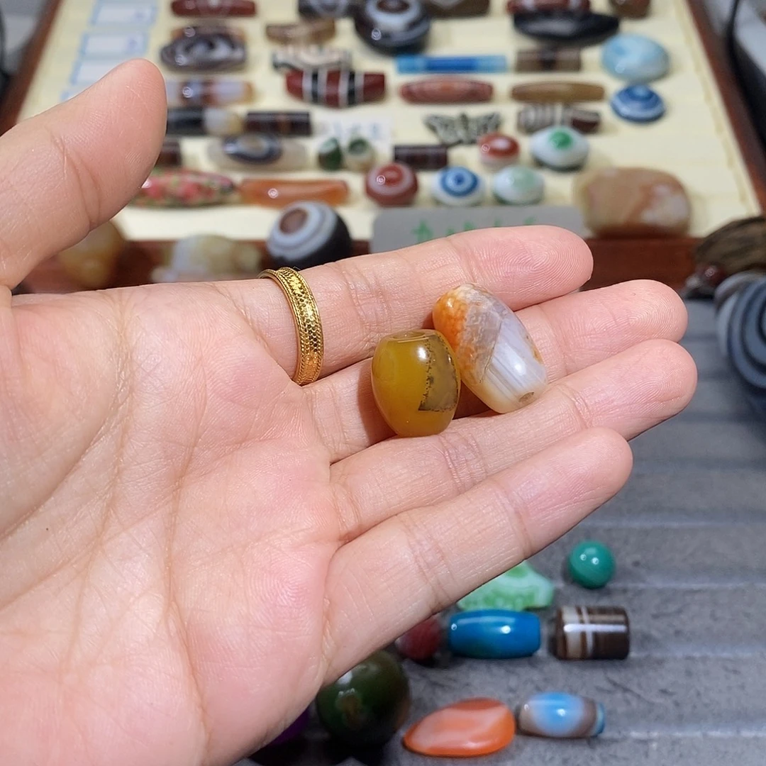 榻***子玛瑙/玉髓合金颈饰