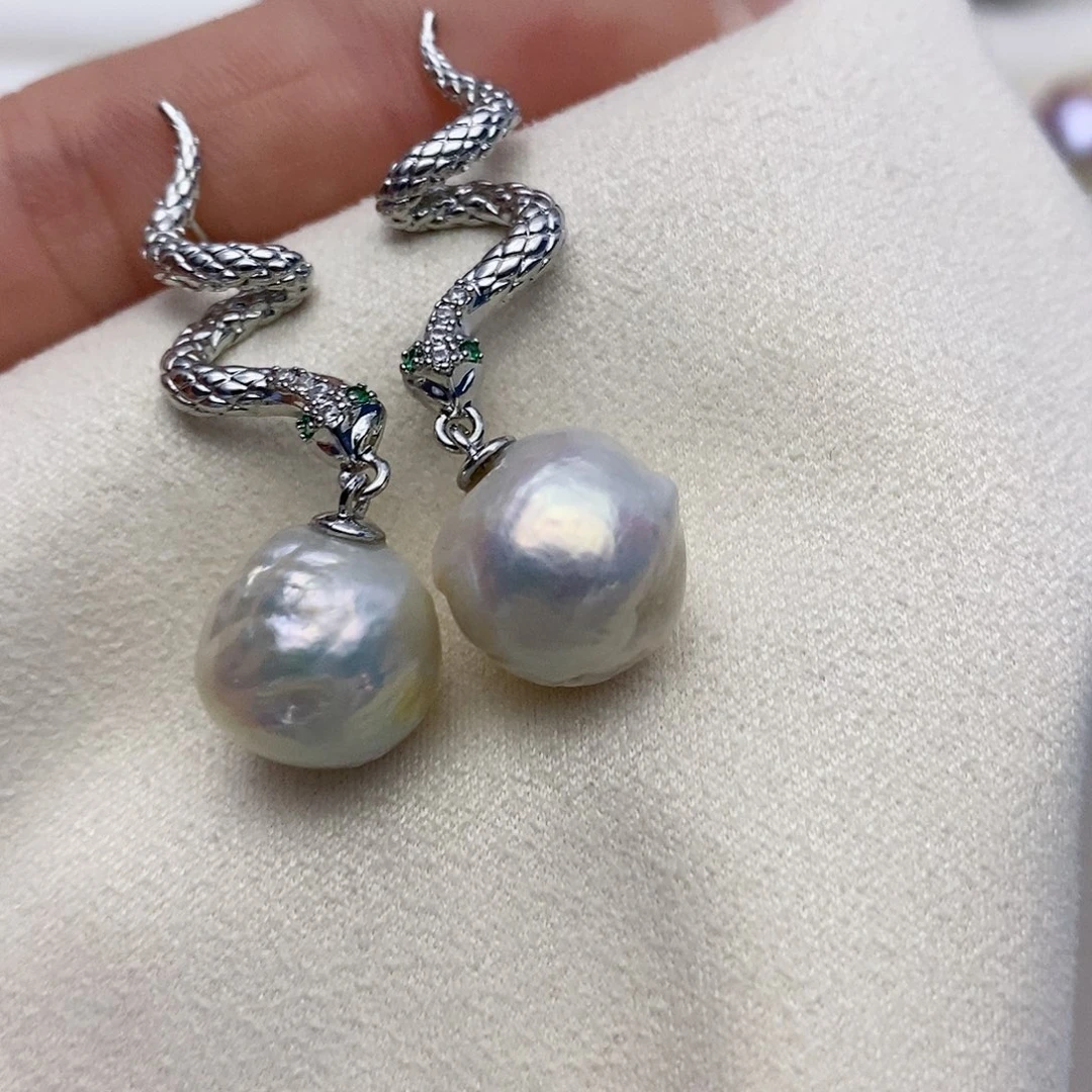 【闪购商品】淡水珍珠耳饰合金