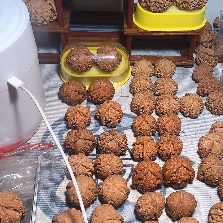 就***啊文玩核桃吊坠粗筋