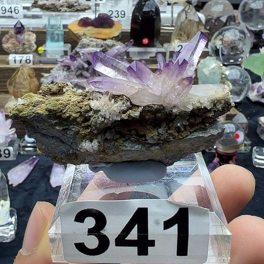 未镶嵌水晶珠宝半成品