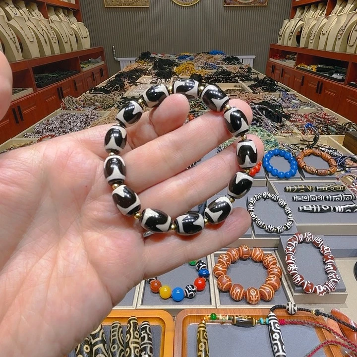 未镶嵌玛瑙/玉髓珠宝奇石