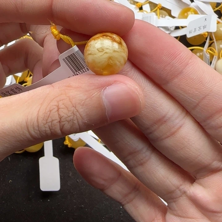 蜜蜡未镶嵌珠宝奇石天然1