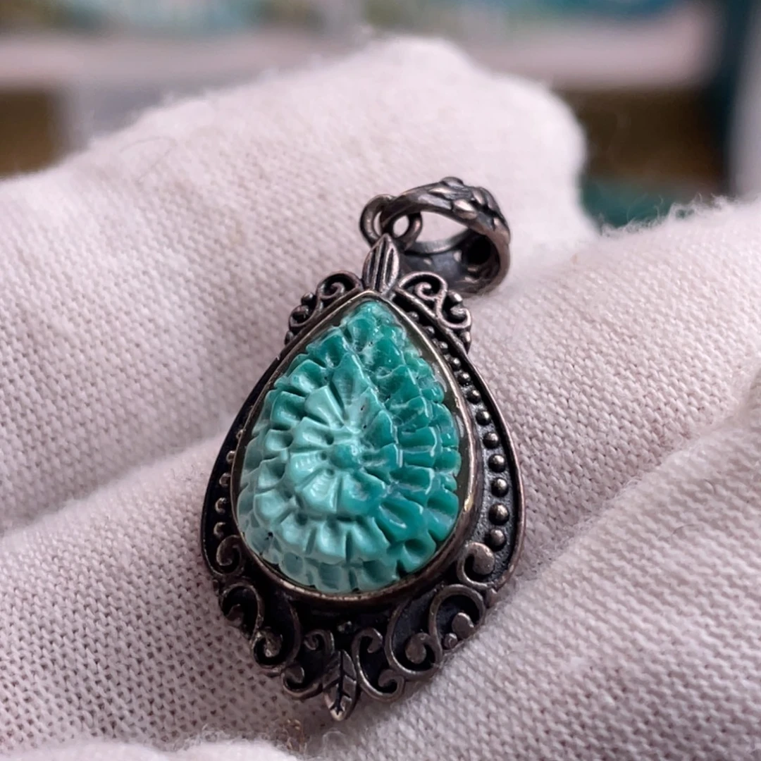 绿松石银S925镶嵌颈饰