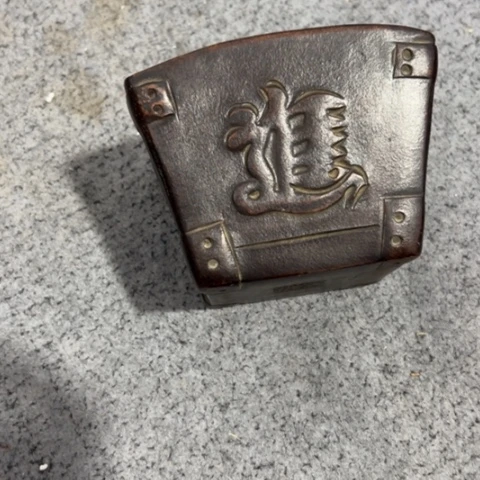 紫砂摆件陶瓷制品