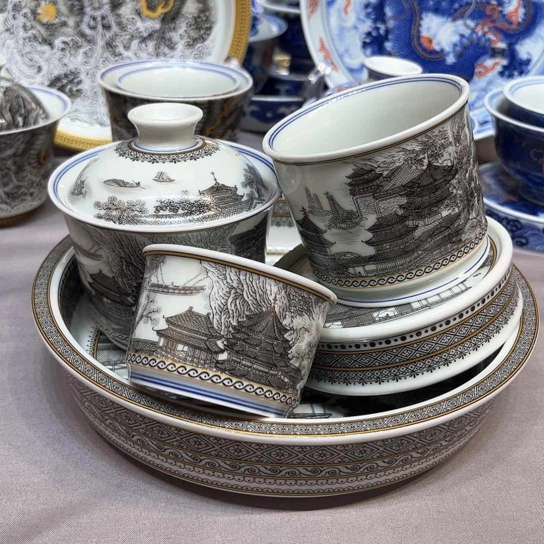 景德镇陶瓷艺术品