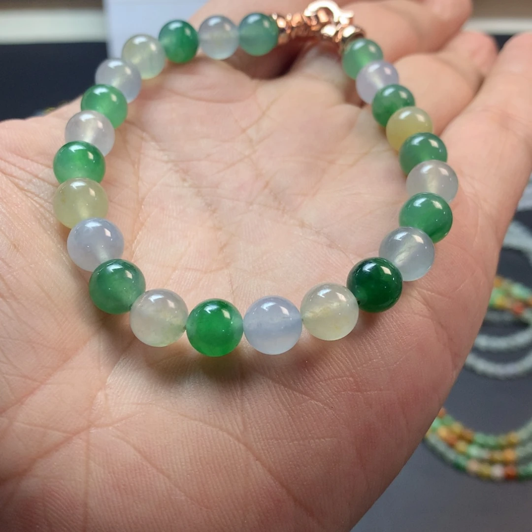 定制翡翠未镶嵌卡8.1天然A货翡翠