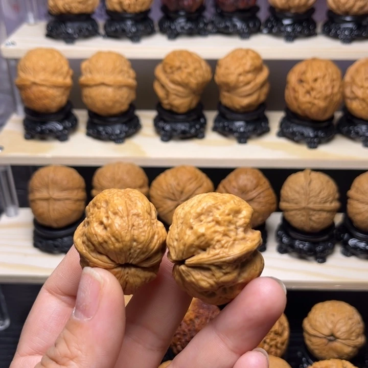 文玩核桃吊坠30w小玉蝉36尺