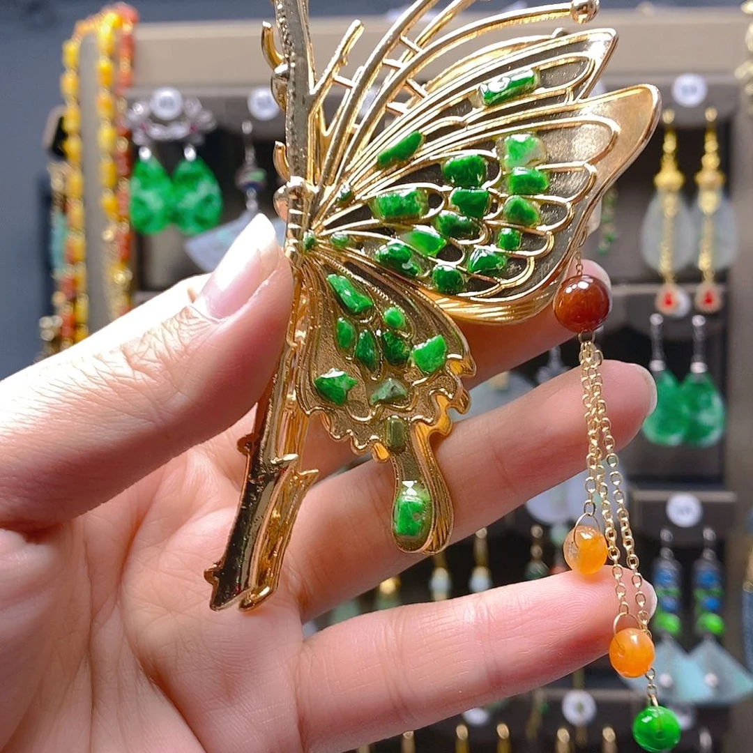 未镶嵌翡翠耳饰翡翠