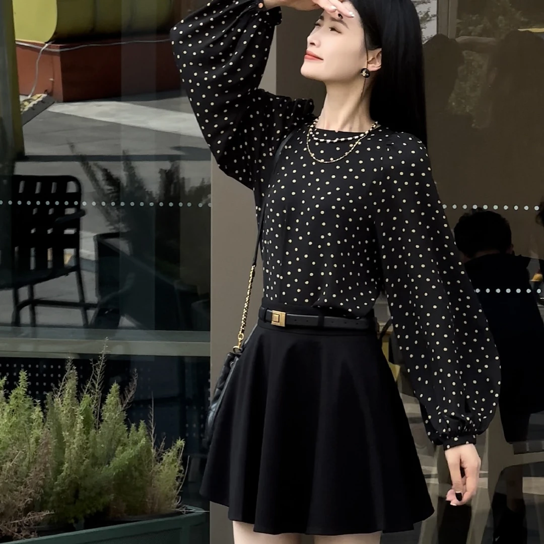 阿玛施衬衣法式黑色时尚百搭圆领泡泡袖长袖复古港风衬衫上衣新款