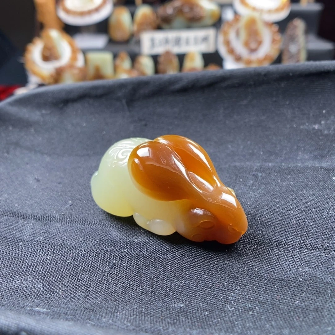 和田玉（糖玉）未镶嵌颈饰