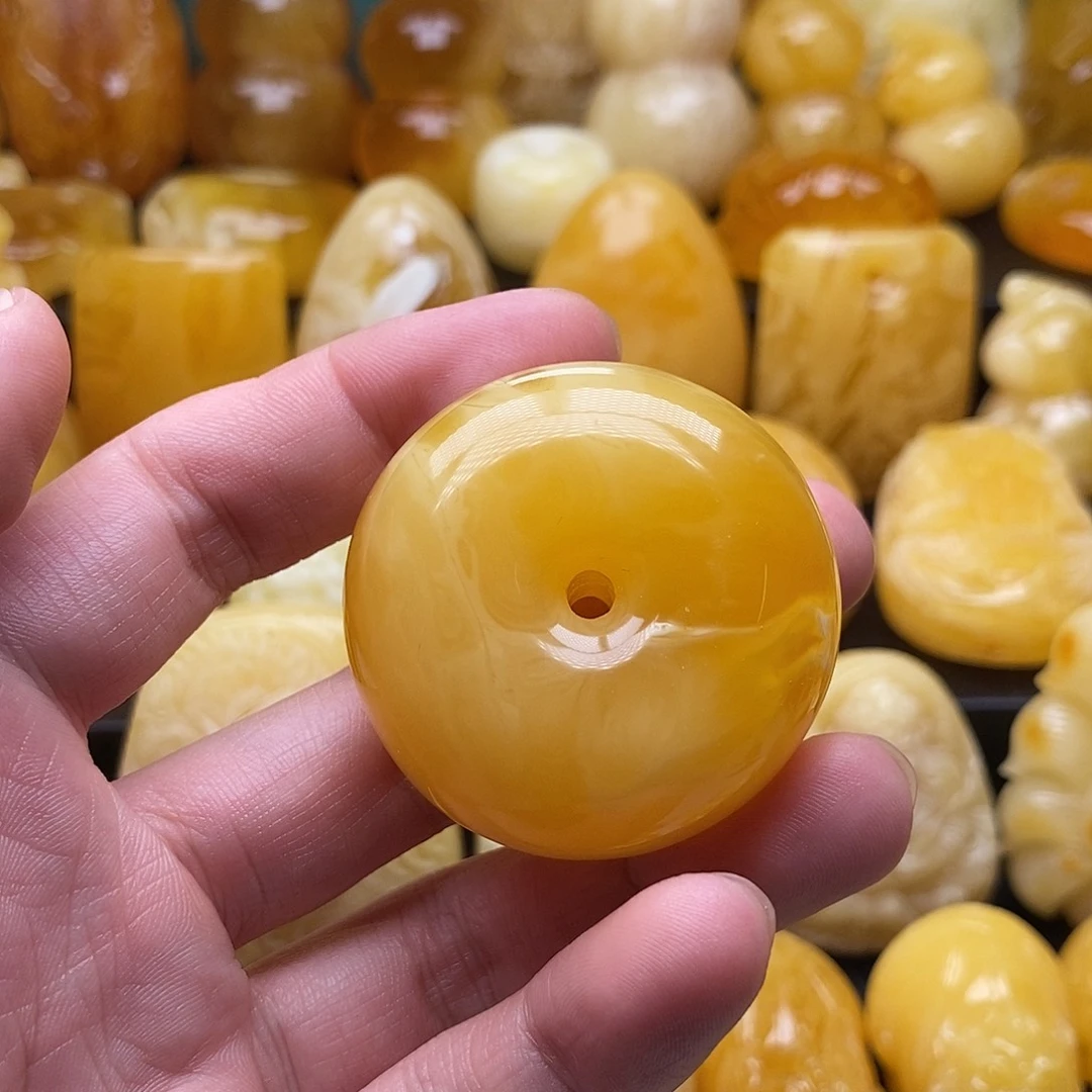 琥珀颈饰未镶嵌琥珀蜜蜡吊坠