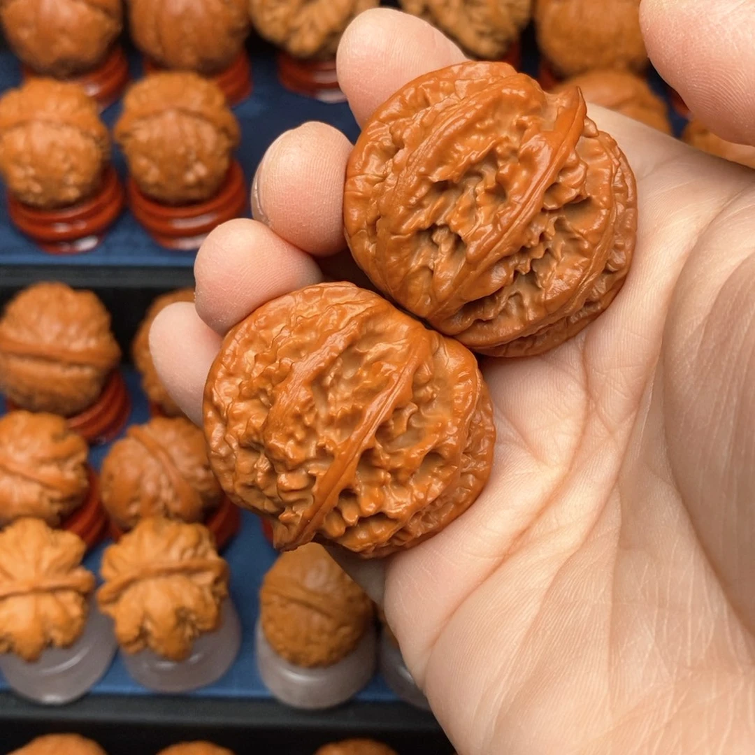 把件文玩核桃跳****e手捻粗筋王