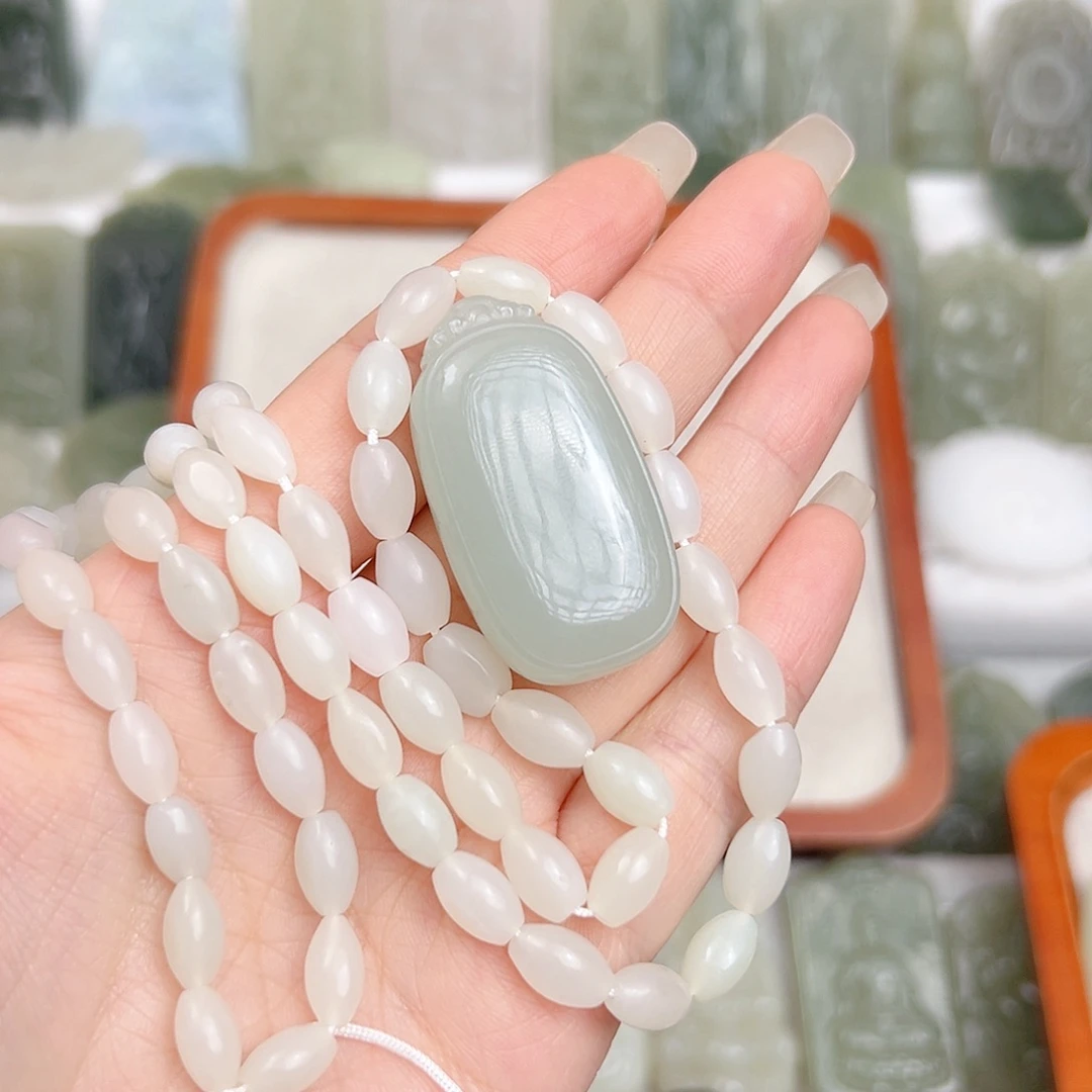 颈饰未镶嵌和田玉༺****༻