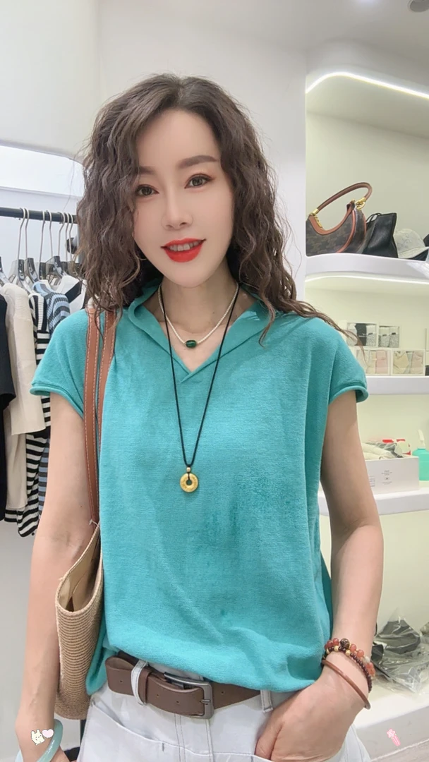 向向家夏季彩色针织护颈衣