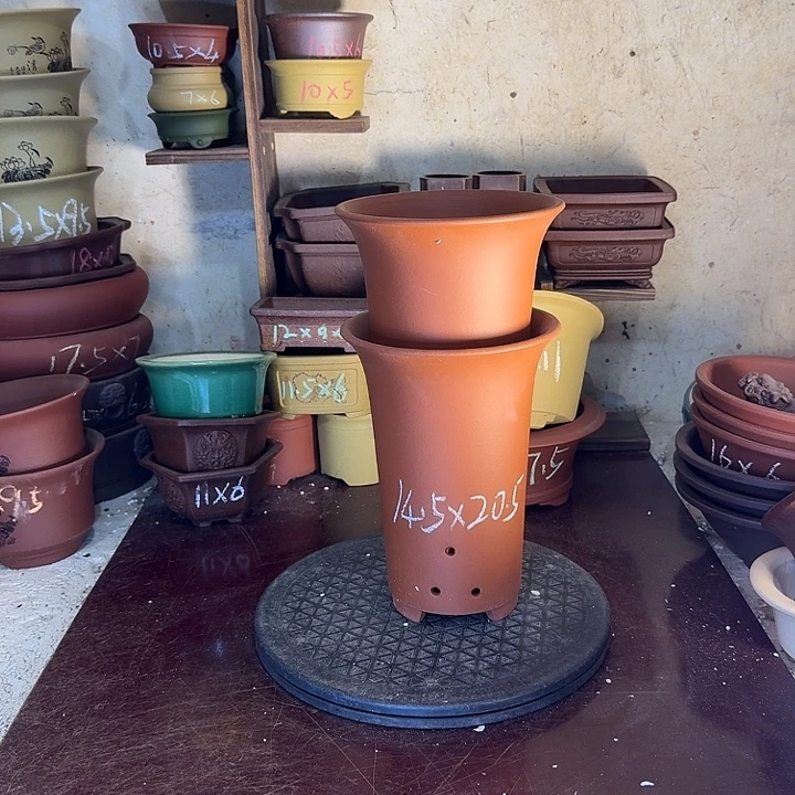 宜兴紫砂盆手工制作