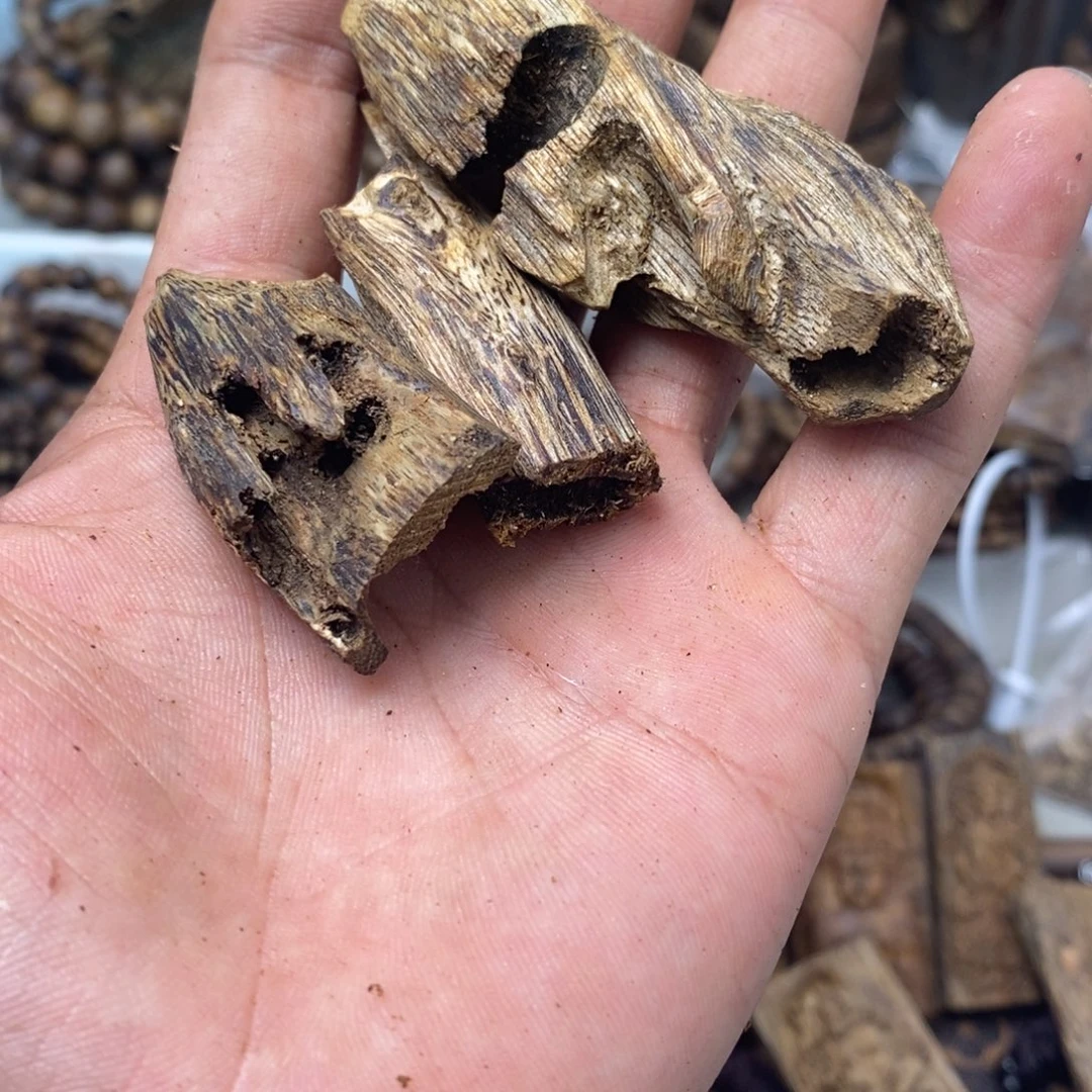 沉香沉香碎屑16克