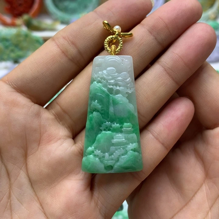 颈饰未镶嵌翡翠翡翠
