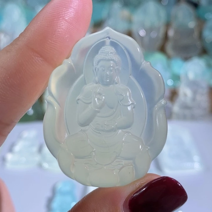 岫玉吊坠未镶嵌丰**心吊坠