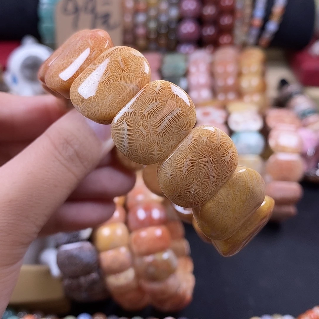 硅化珊瑚（珊瑚玉）未镶嵌手牌胖虫 4