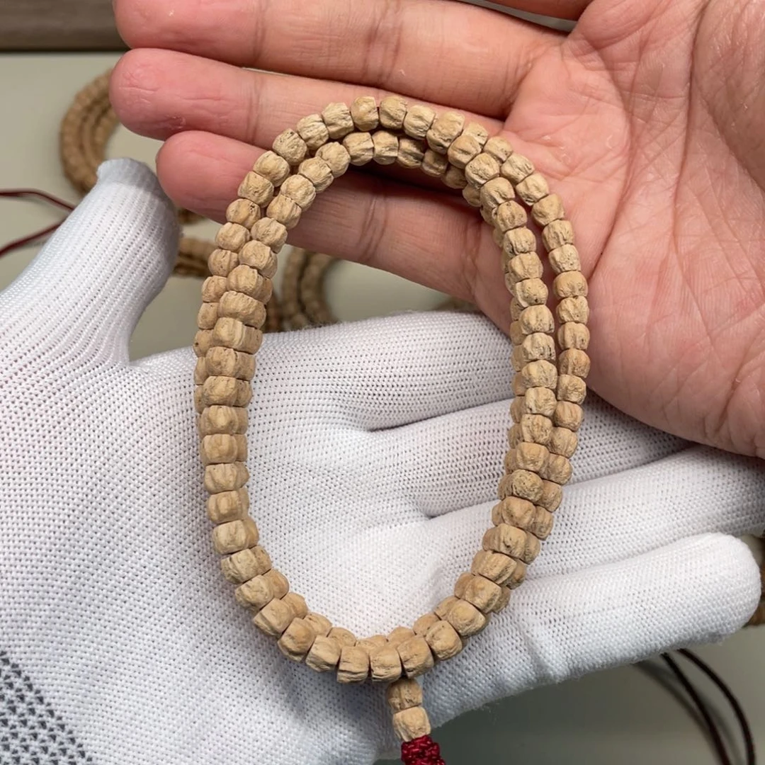 柏香籽/百香籽吊坠宋*