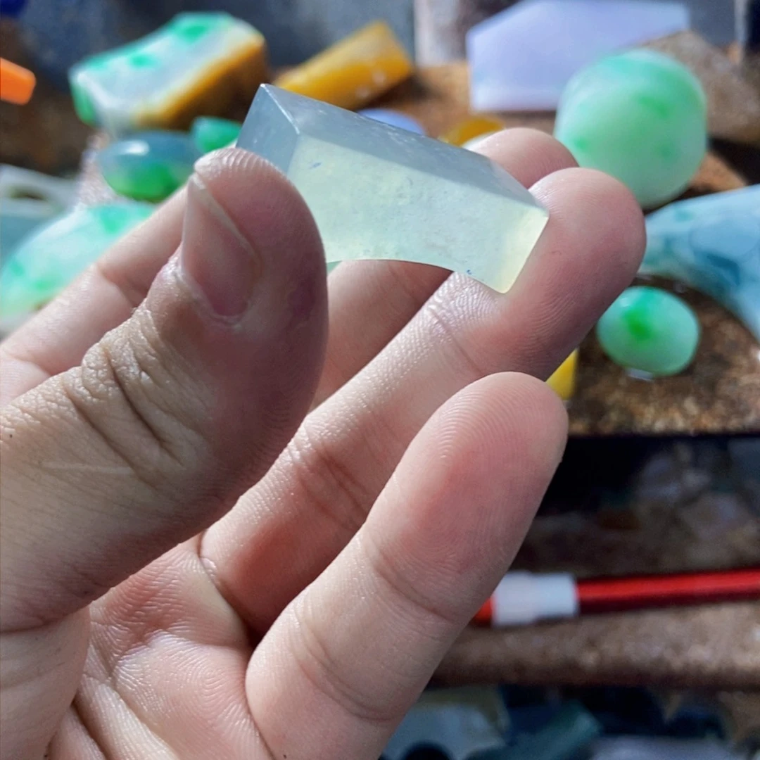 定制翡翠未镶嵌大****泉定制
