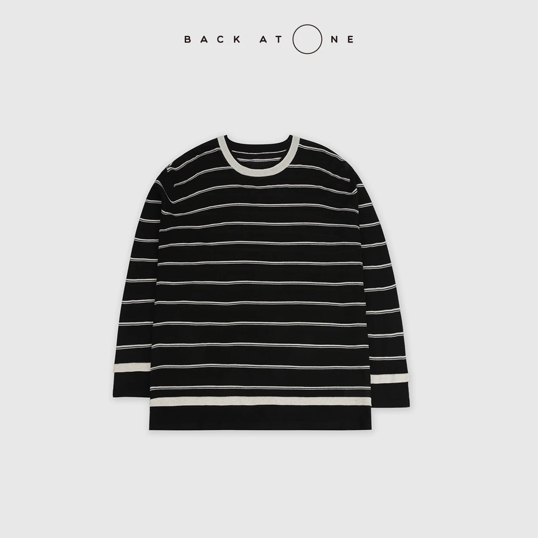 BackAtOne “时髦交汇” 经典圆领黑白宽条纹针织衫 BFS-1AB351H-K