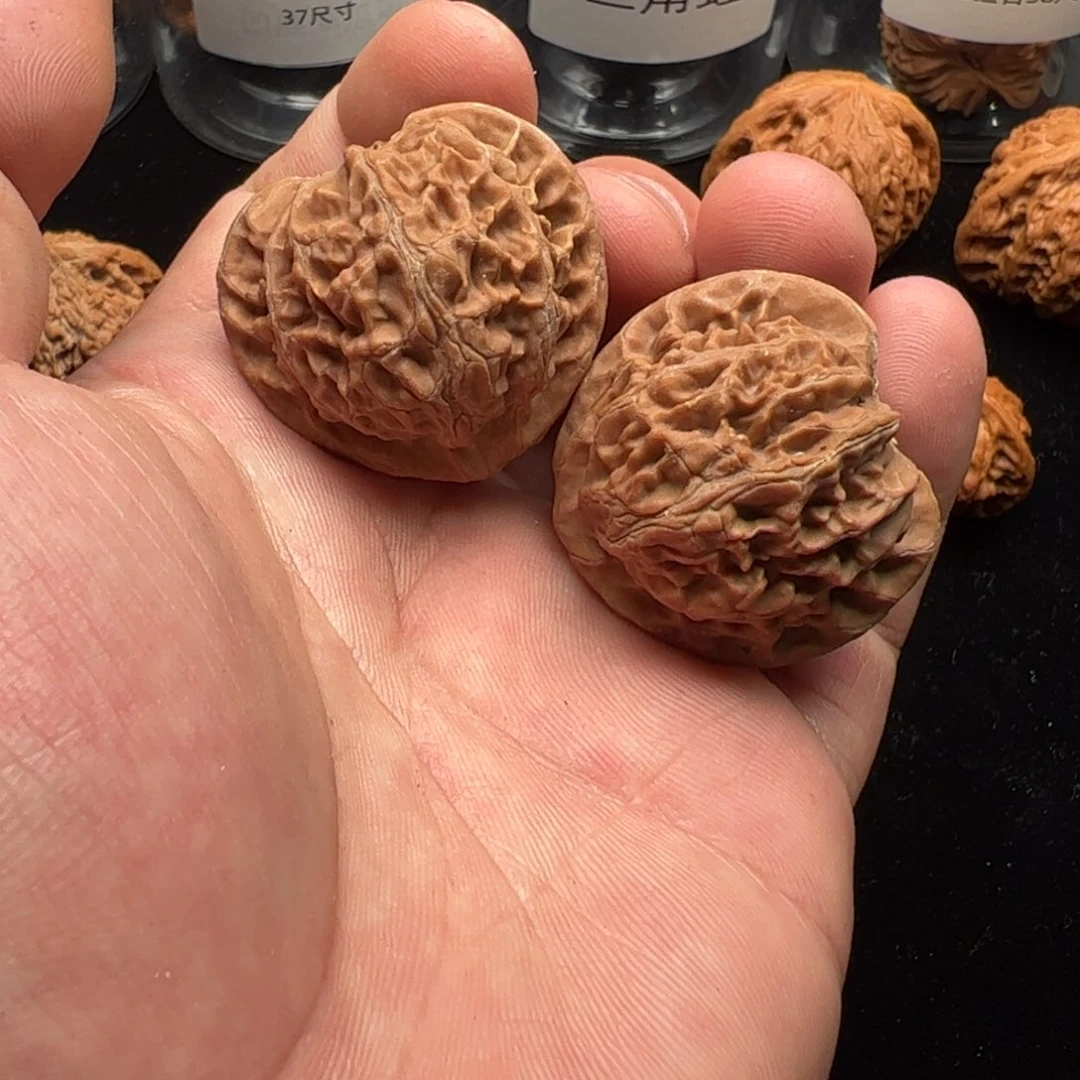 吊坠文玩核桃极品37宫灯