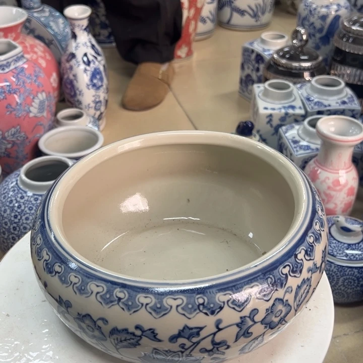 瓷片微瑕。。。。。。。。。。。