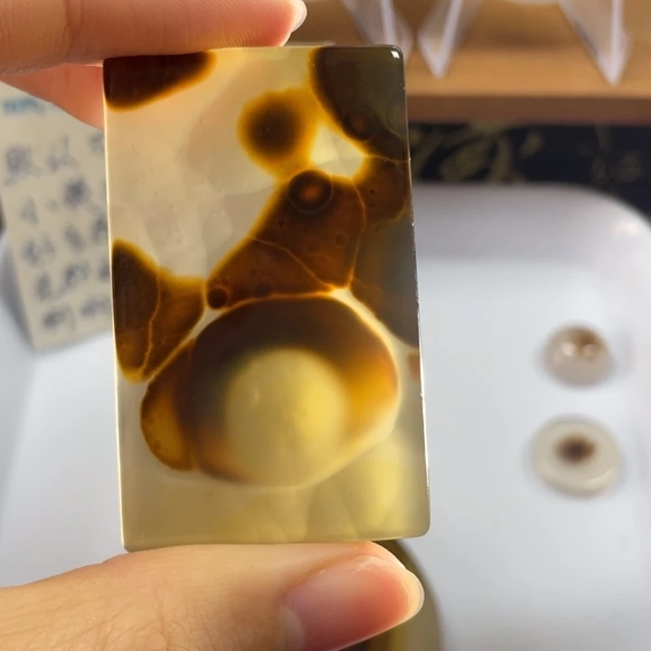 玛瑙/玉髓未镶嵌牌子