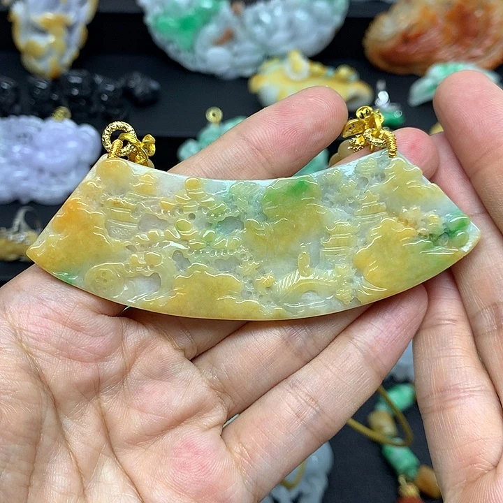 翡翠未镶嵌颈饰翡翠