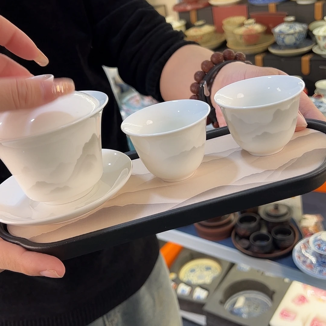 盖碗很漂亮我很喜欢